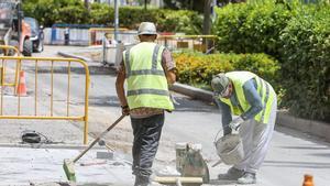 Trabajadores en una obra de Alicante.