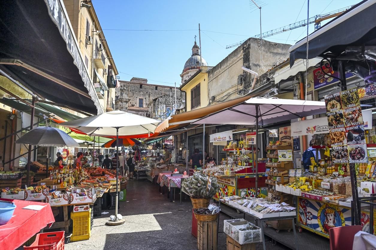 Los mercados callejeros: un imprescindible de Palermo.