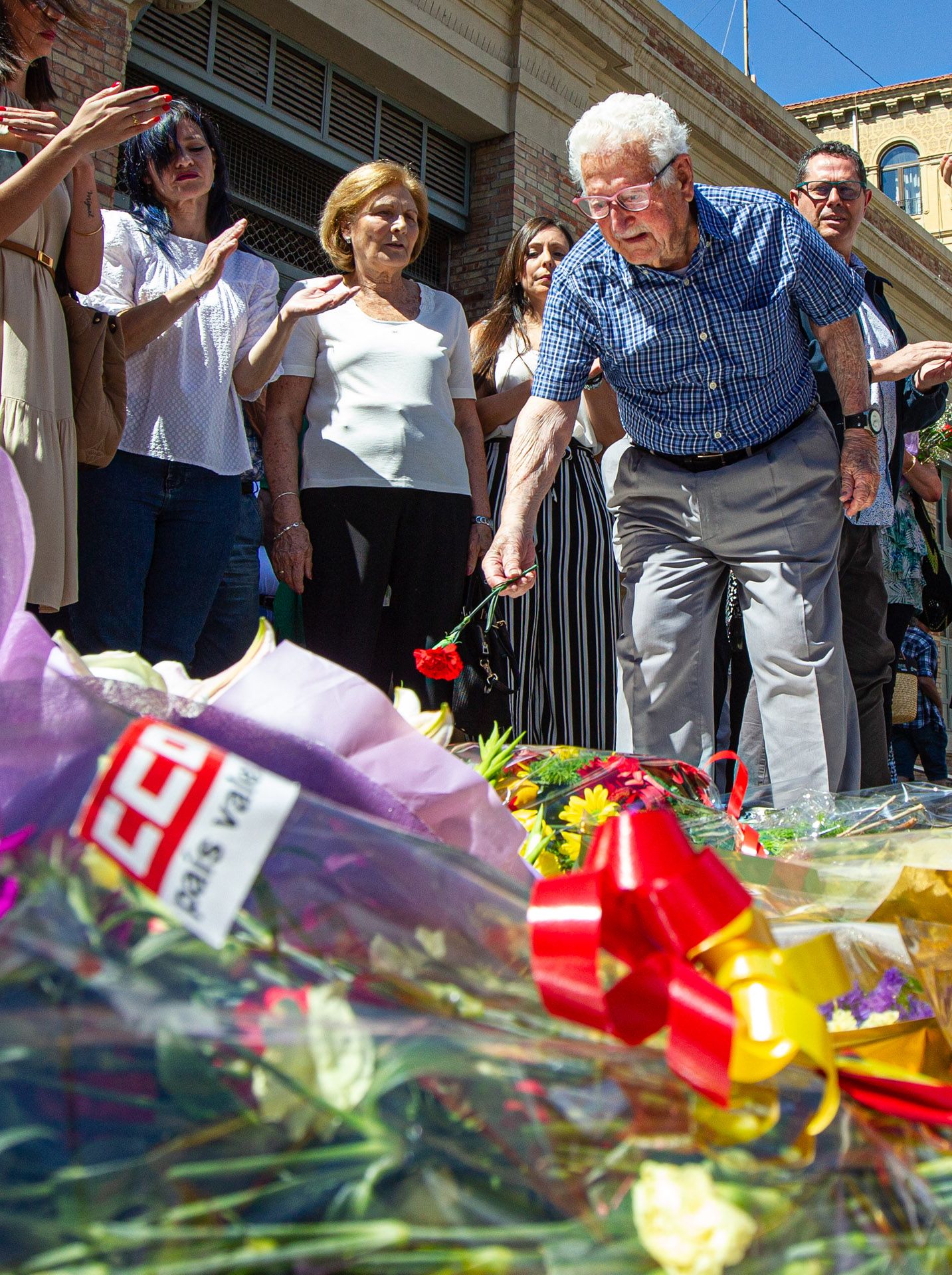 Homenaje en el 84 aniversario del bombardeo al Mercado Central de Alicante