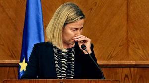L’Alta Representant per a la Política Exterior de la Unió Europea, Federica Mogherini, ha hagut de tallar una roda de premsa aquest dimarts a Amman (Jordània) a posar-se a plorar poc després de condemnar els atemptats que s’han produït aquest dimarts a Brussel·les.