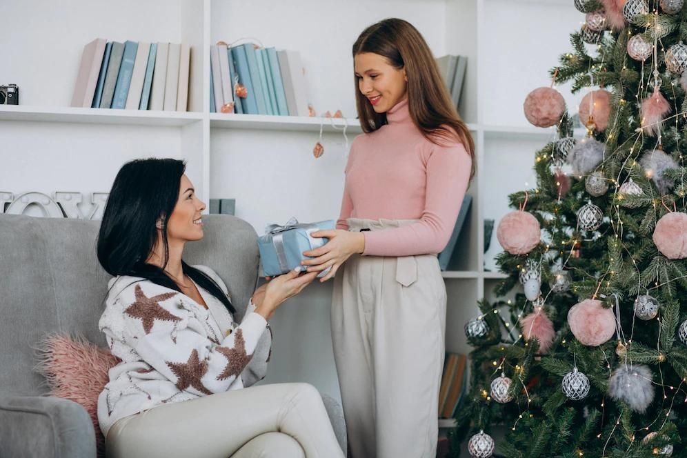 Los mejores regalos de Navidad para mujeres de 40 años