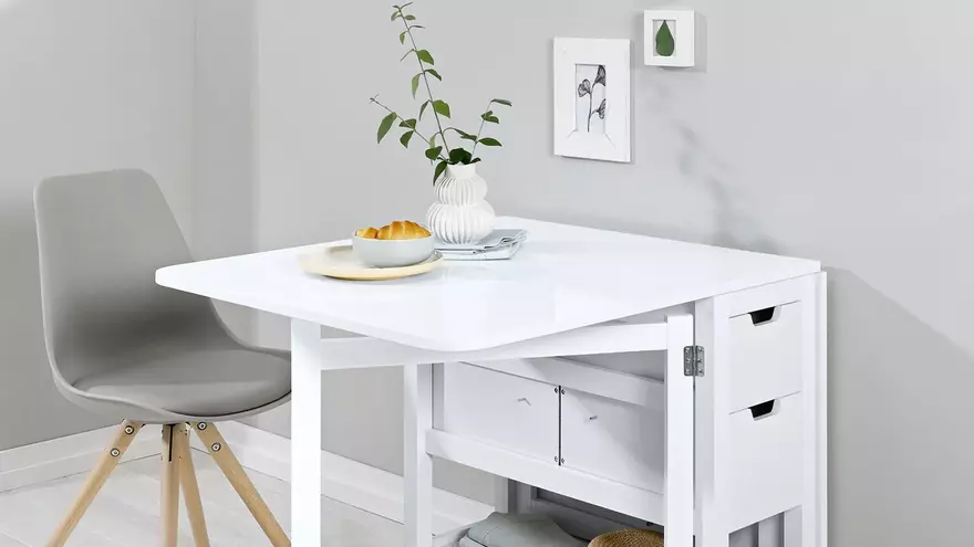 La mesa plegable de Lidl que arrasa en ventas y es casi igual a la de Ikea