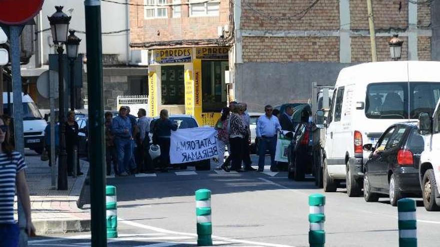 El martes se celebró la última protesta diaria sobre el paseo. // GN