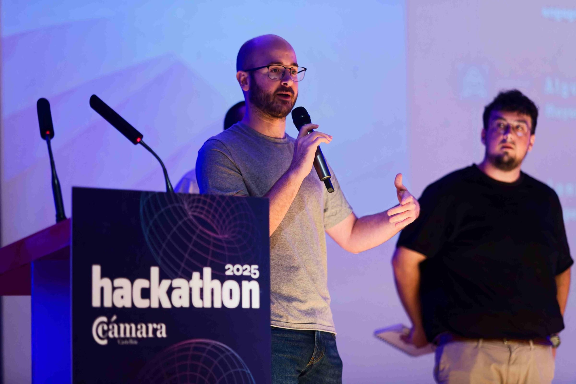 Castellón vibra con la final del Hackathon Cámara 2025