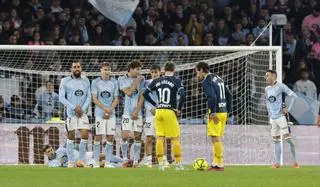 Los tres pilares del Celta siguen en pie