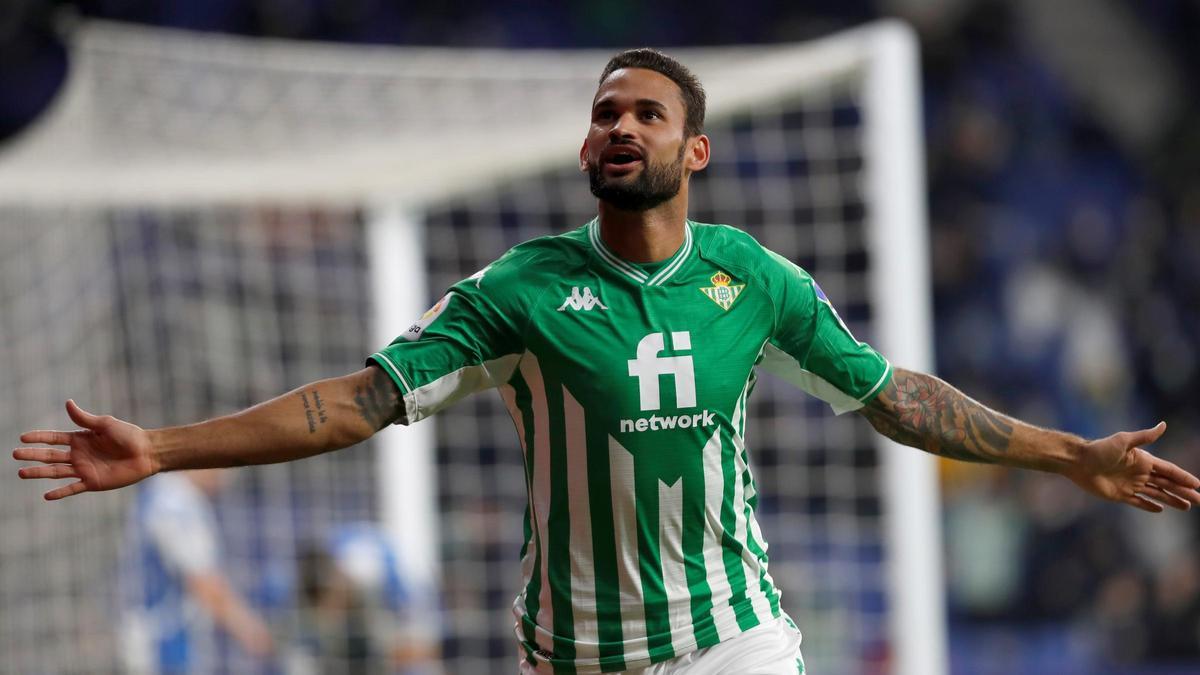 Willian José celebra su gol ante el Espanyol.