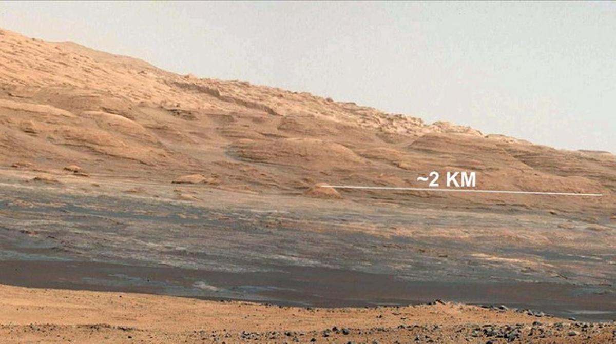 Superfície de Mart, segons una imatge presa pel robot ’Curiosity’.
