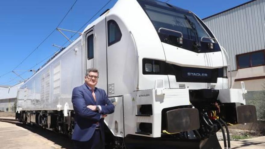 Stadler ampliará su planta tras ganar contratos de Adif y en el exterior