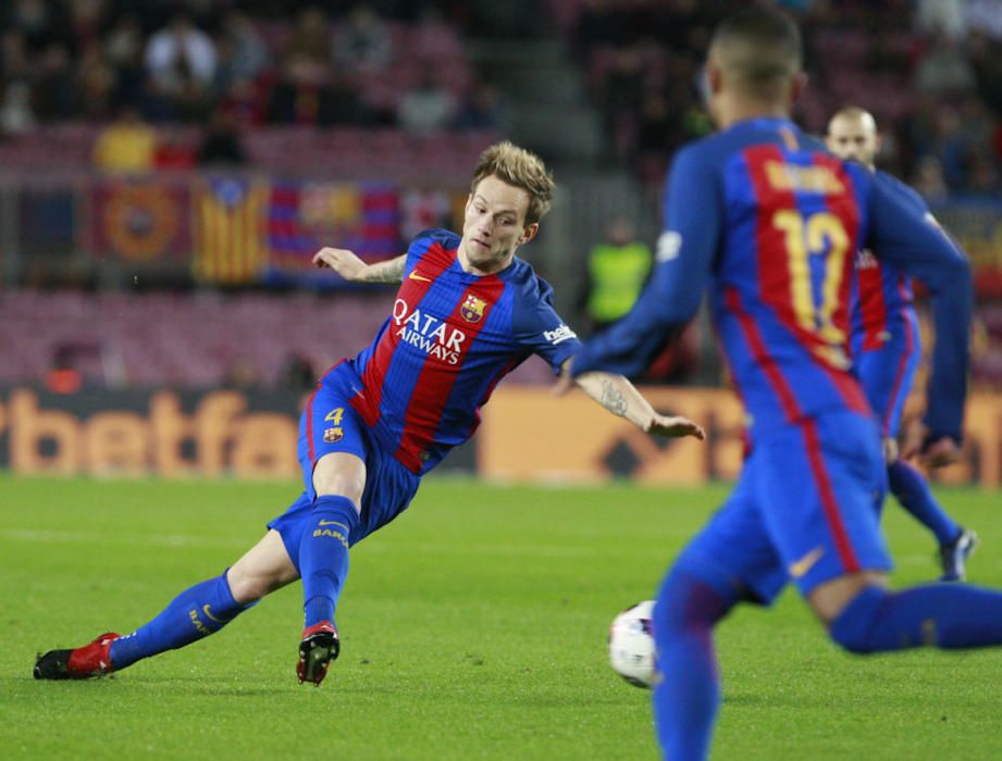 Los jugadores de Tevenet afrontan la vuelta de la Copa del Rey en el Camp Nou