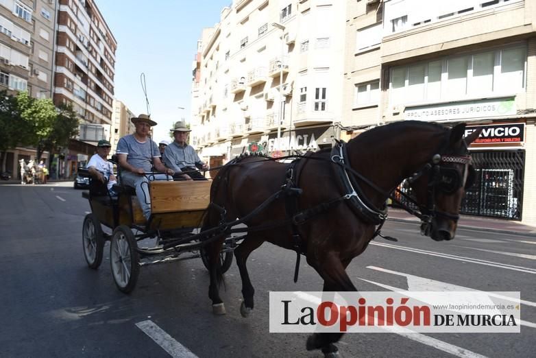 Ruta a caballo desde la ciudad al corazón de la hu