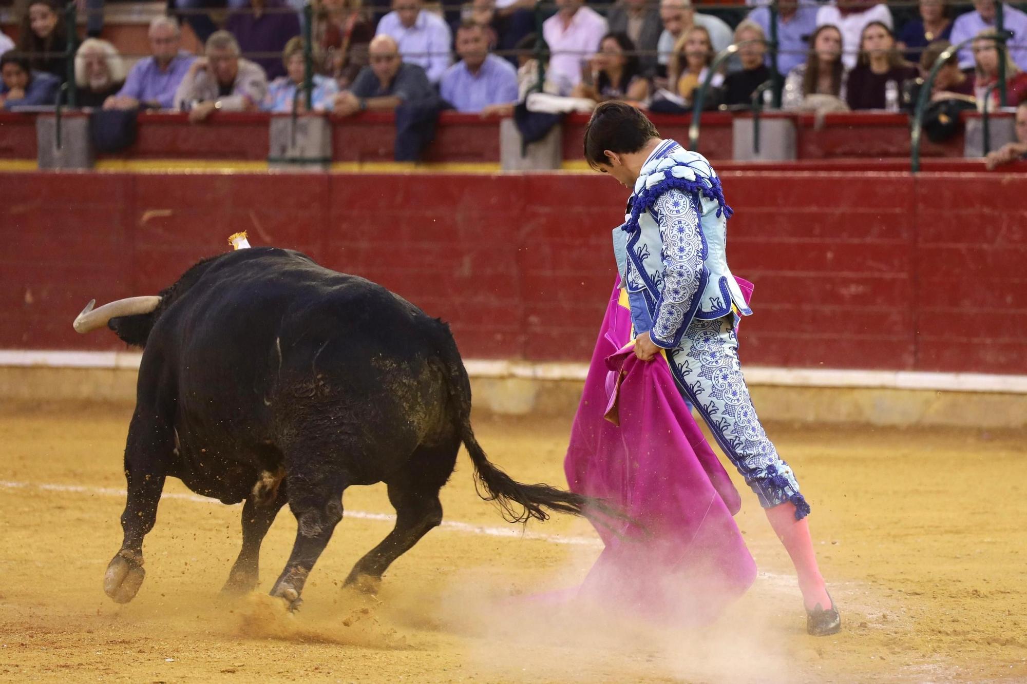 En imágenes | Corrida de toros goyesca en la plaza de toros de Zaragoza