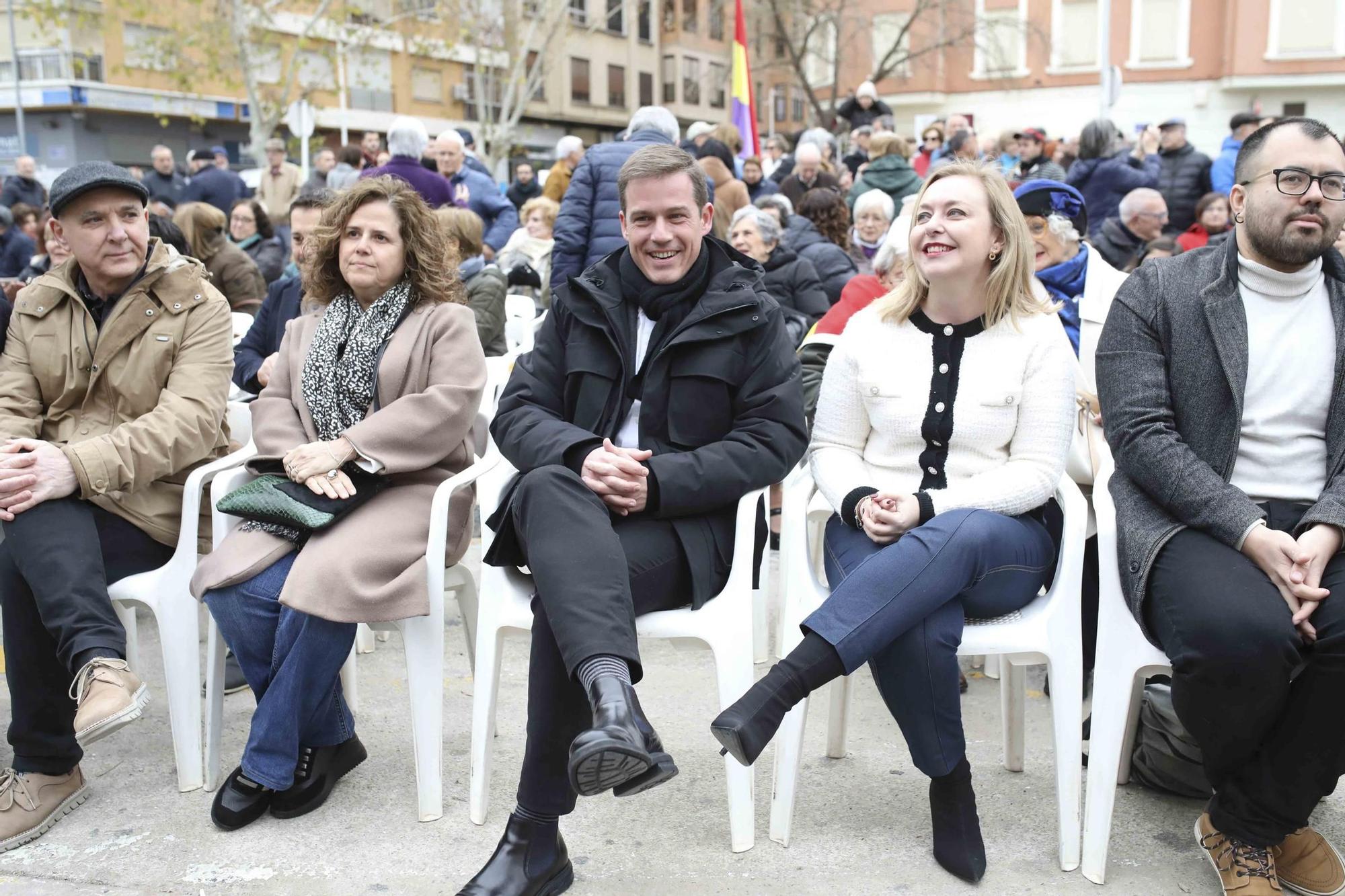 Así fue el homenaje a las víctimas del bombardeo de la estación de Xàtiva en el 85º aniversario del trágico sucesos