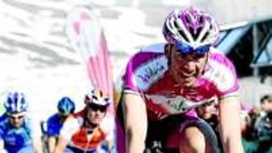 Valverde corona la reina y Javi Moreno acaba tercero