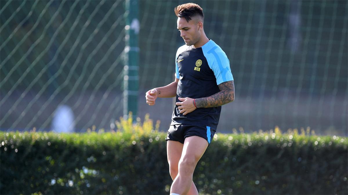 Lautaro Martínez, en el entrenamiento del Inter previo al duelo ante el Barça