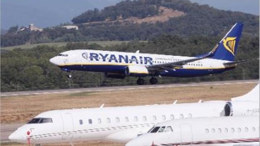 Ryanair no operarà aquest hivern el vol que connecta Vilobí d&#039;Onyar amb la capital espanyola.