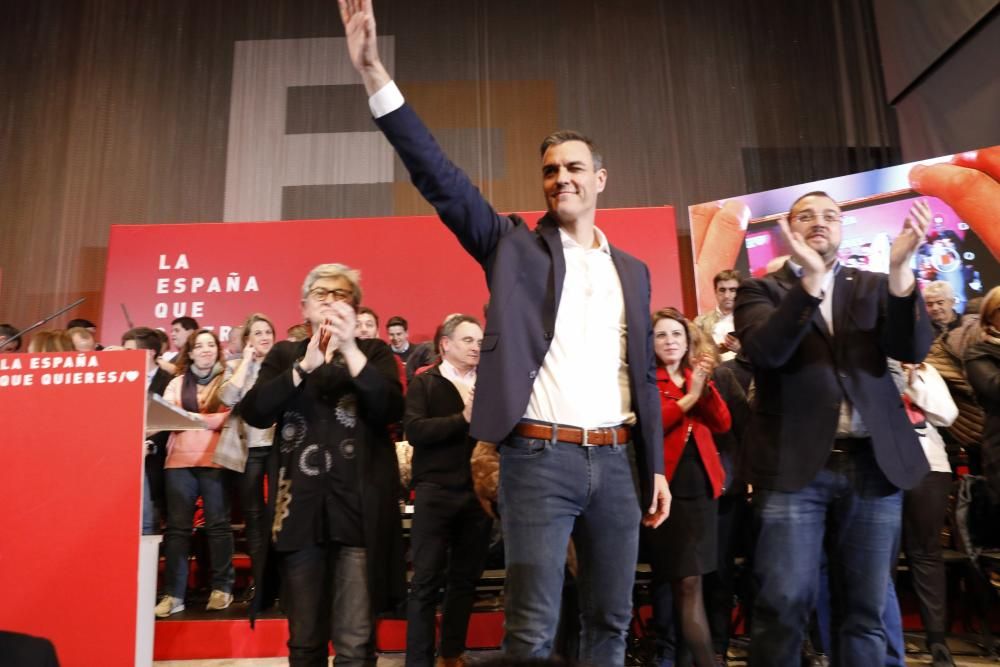 Mitín de Pedro Sánchez en Gijón