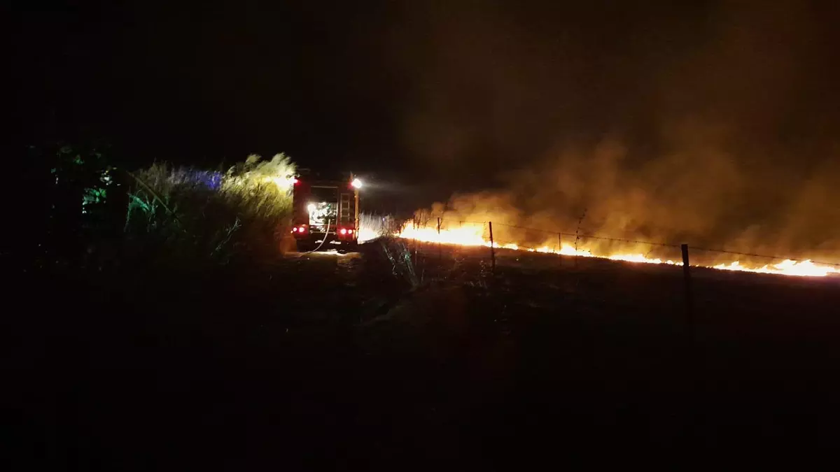 Susto en El Junquillo de Cáceres por un incendio esta madrugada