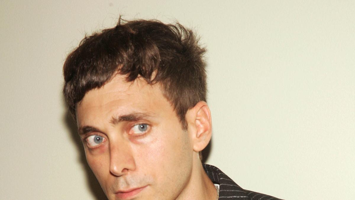 Hedi Slimane dejará de ser el director creativo de Saint Laurent