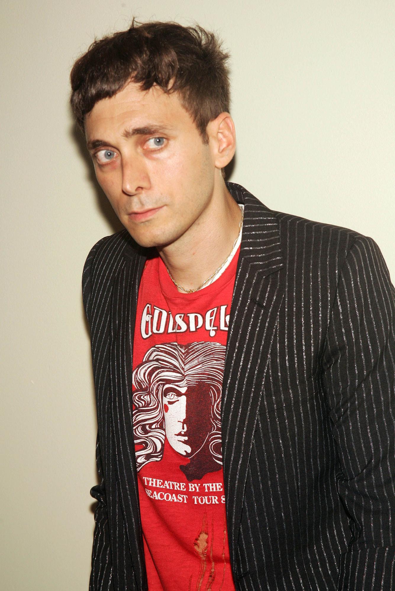 Hedi Slimane dejará de ser el director creativo de Saint Laurent
