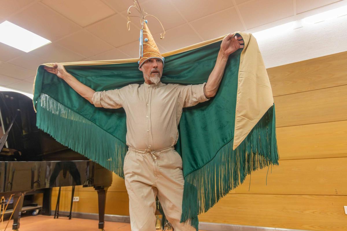 En la sala de ensayo de "Vicenta Lorca": memoria, cuerpo y música en la Compostela que danza En la sala de ensayo de "Vicenta Lorca": memoria, cuerpo y música en la Compostela que danza