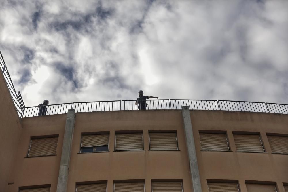 Desalojan la antigua residencia ocupada de Sa Nostra en General Riera