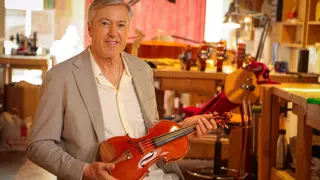 Napoleón, los nazis, Verdi, la peste…, Alejandro G. Roemmers novela cuatro siglos a través de un stradivarius