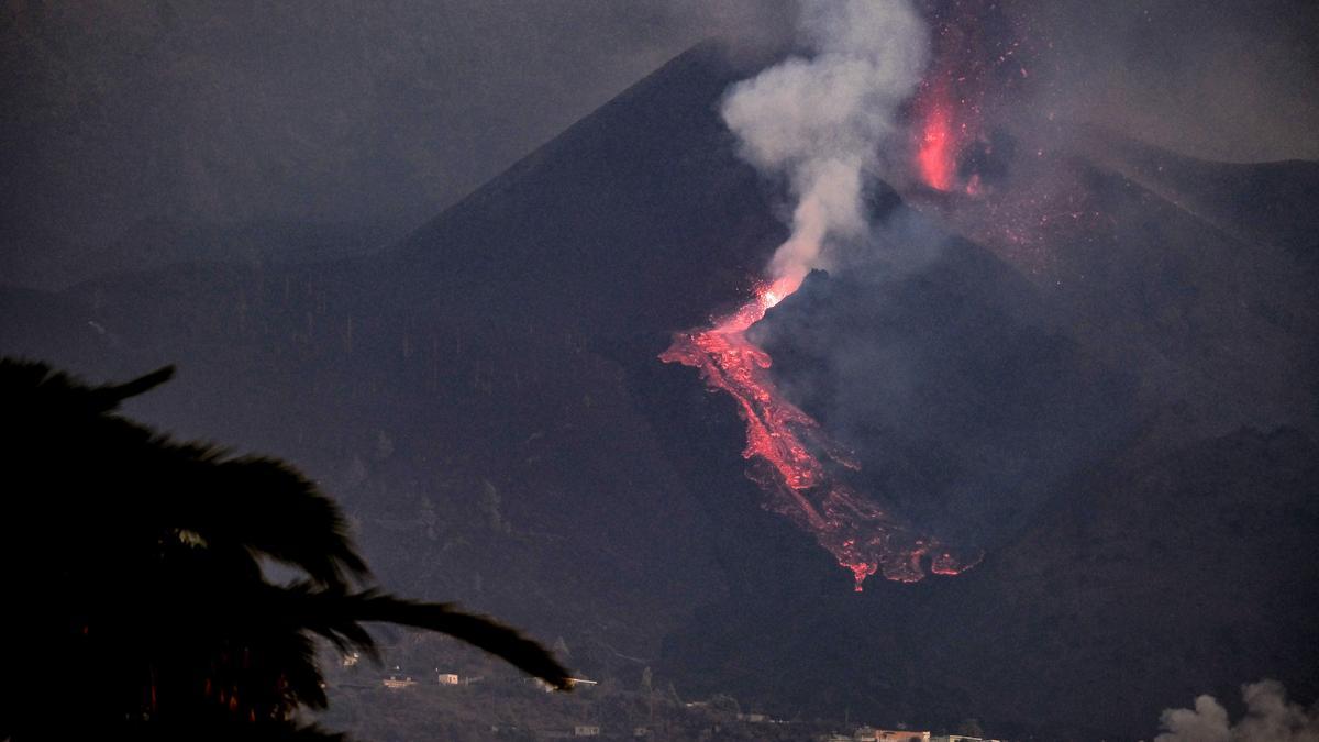 El volcán de Cumbre Vieja vuelve a estallar.