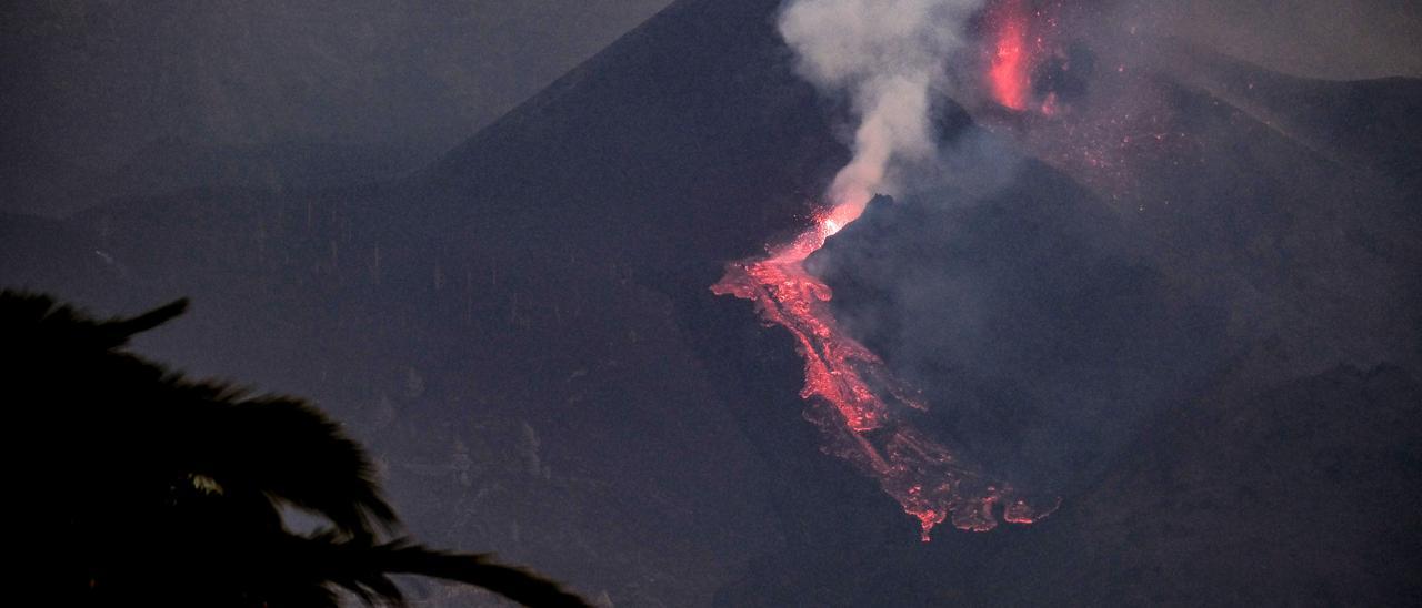 El volcán de Cumbre Vieja vuelve a estallar