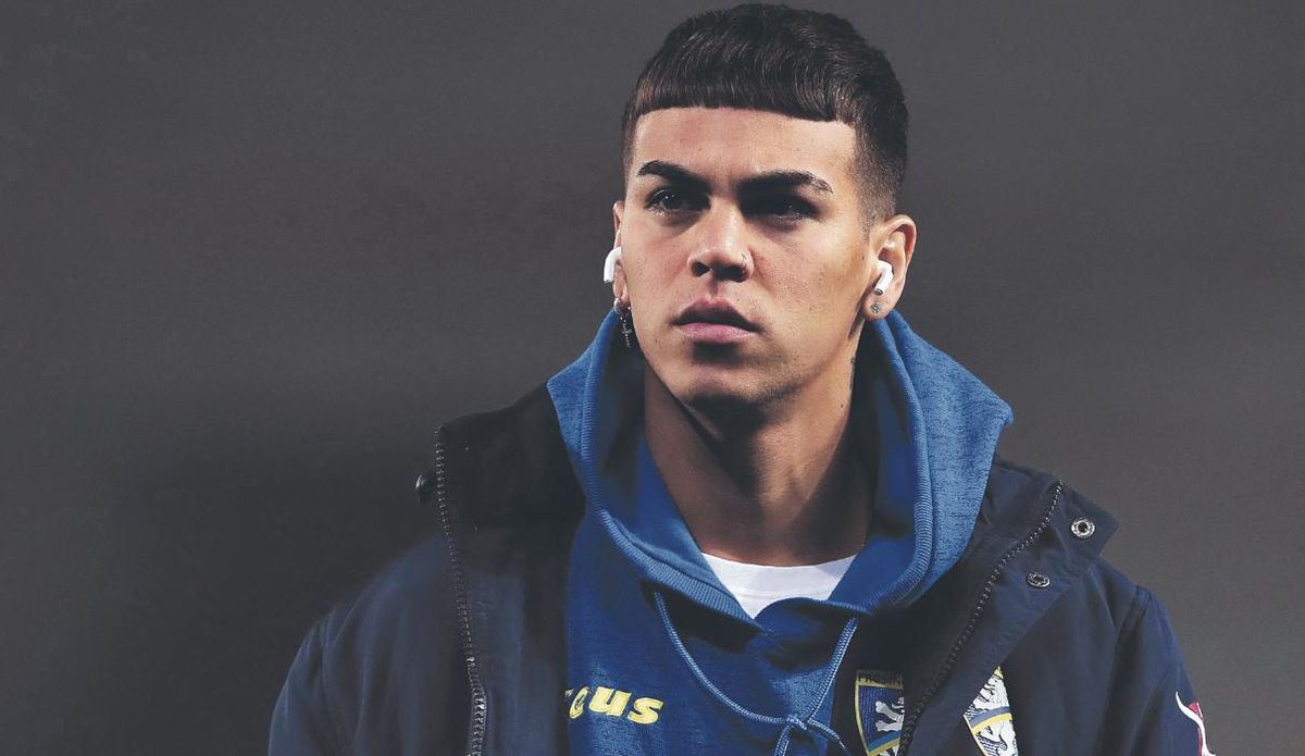 Barrenechea regresará en julio al Aston Villa.