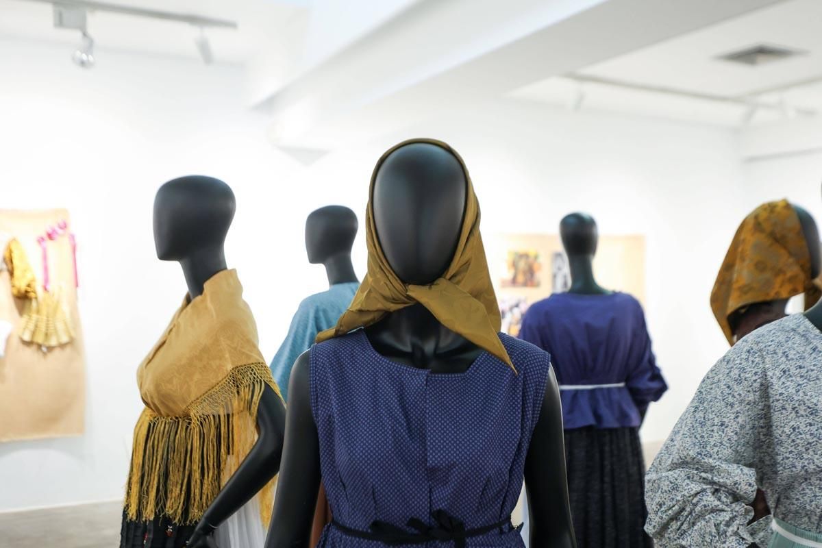 Todas las imágenes de la exposición "Arrels per al futur" en Ibiza