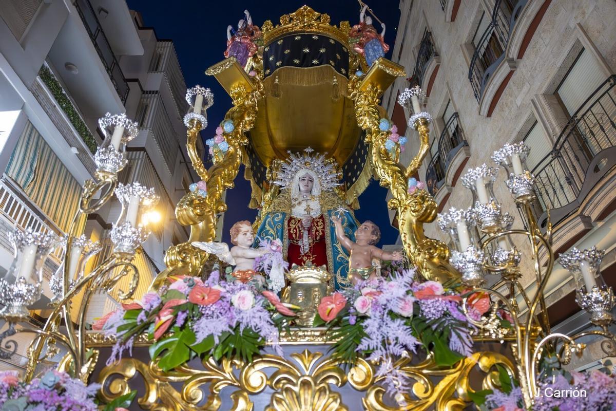 Aquí están las imágenes de la procesión de Lunes Santo de Torrevieja 2026 con sus seis cofradías Aquí están las imágenes de la procesión de Lunes Santo de Torrevieja 2026 con sus seis cofradías