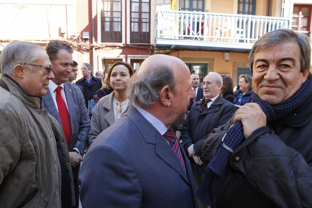 Plazoleta en Gijón con el nombre de Agustín Antuña