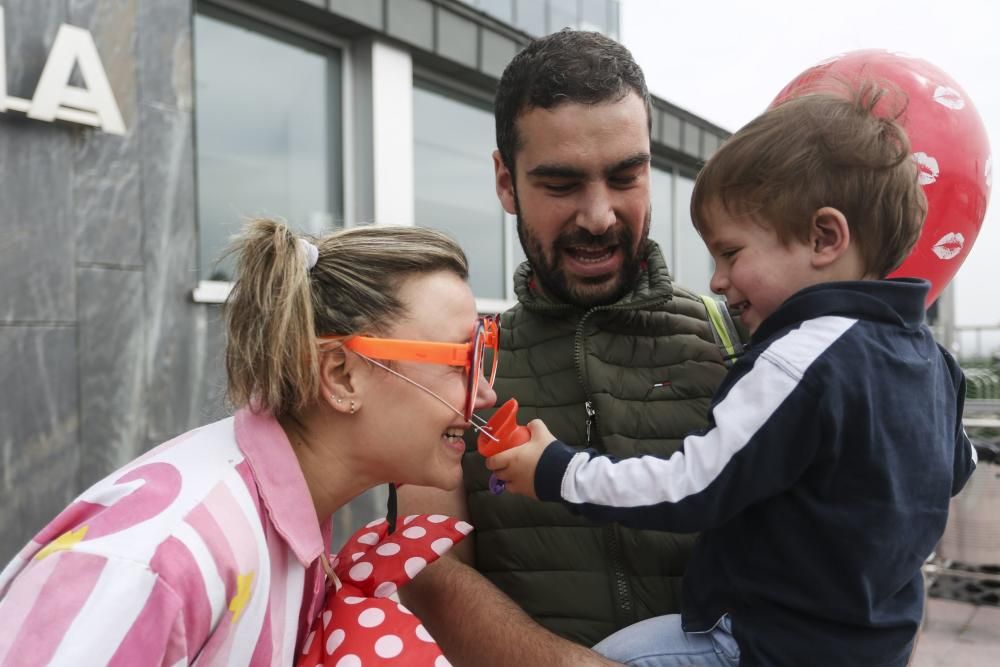 Celebración del día del niño hospitalizado en el HUCA