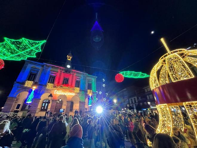 Villaviciosa enciende la Navidad