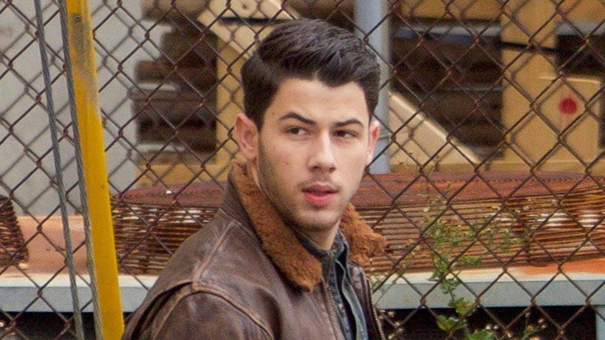 Nick Jonas, durante el rodaje de 'Jumanji'