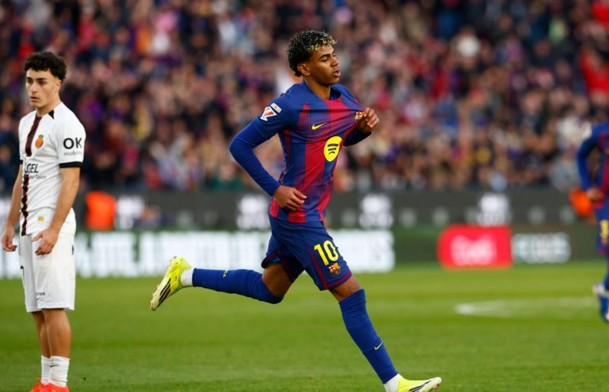 Lamine celebra su gol ante Virgili.