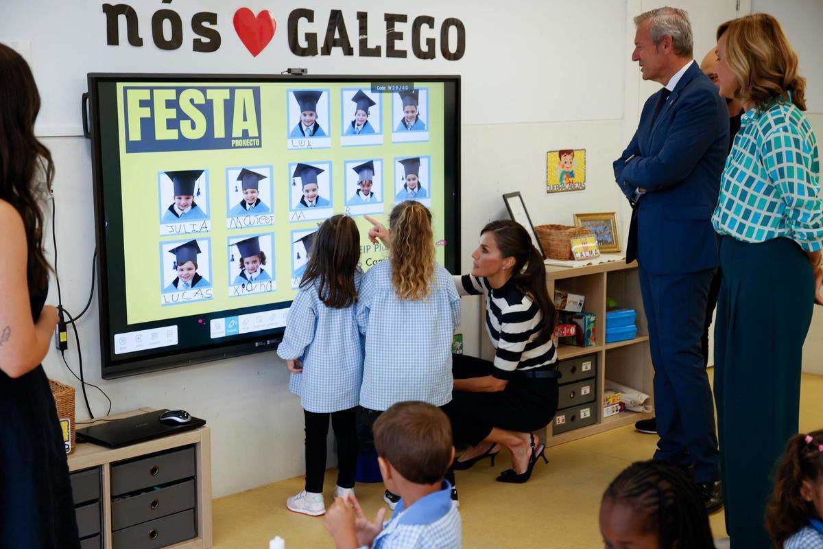 La reina Letizia abre el curso escolar en A Coruña