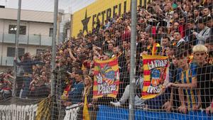 La afición del Sant Andreu, a tope con los suyos