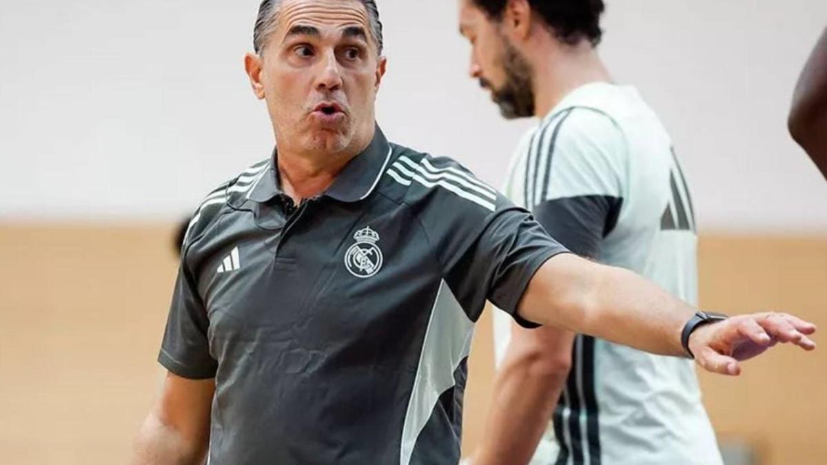Scariolo tiene claro el plan para intentar sorprender al Barça en el Palau