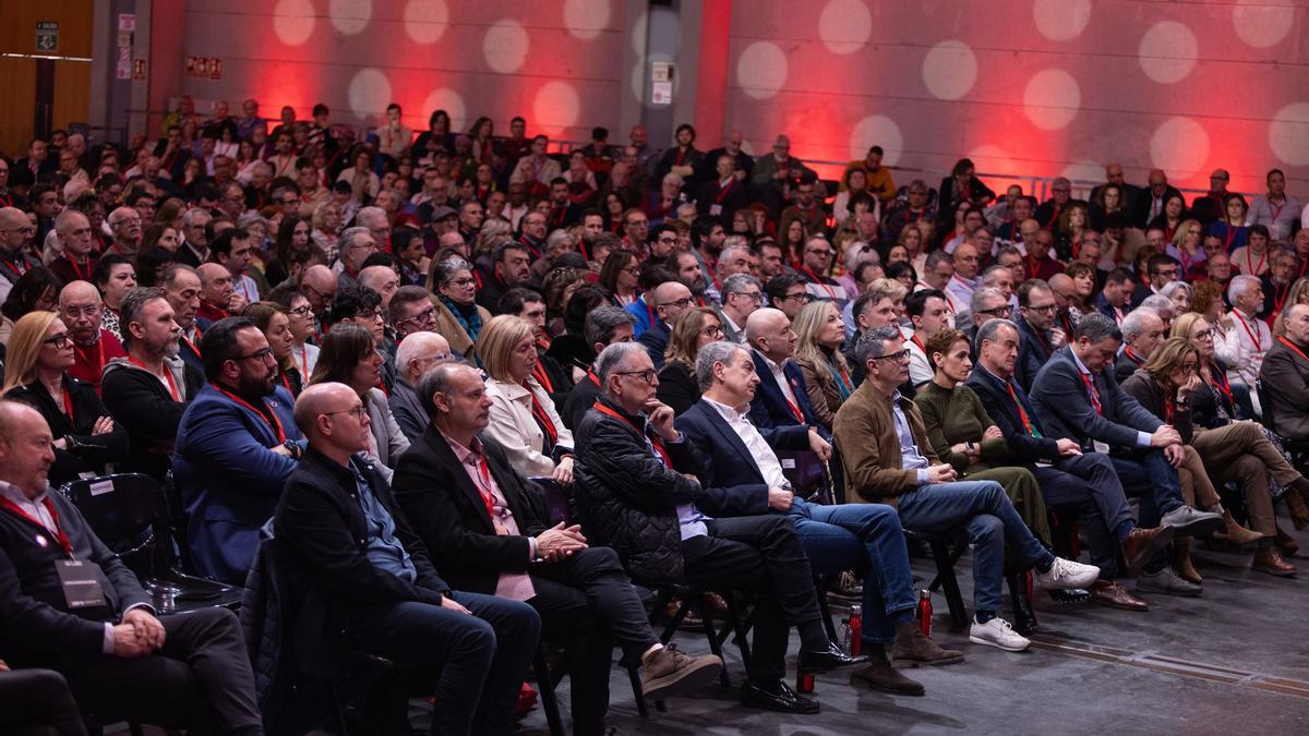 Público en el Congreso del PSOE.