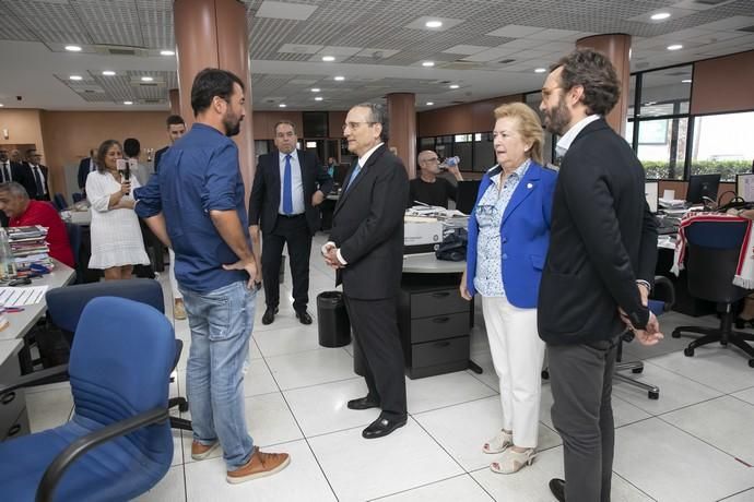 03.10.19. Las Palmas de Gran Canaria. Visita de F. Javier Moll de Miguel, presidente del Grupo Prensa Iberica,  a la redacción e instalaciones de La Provincia . Foto Quique Curbelo  | 03/10/2019 | Fotógrafo: Quique Curbelo