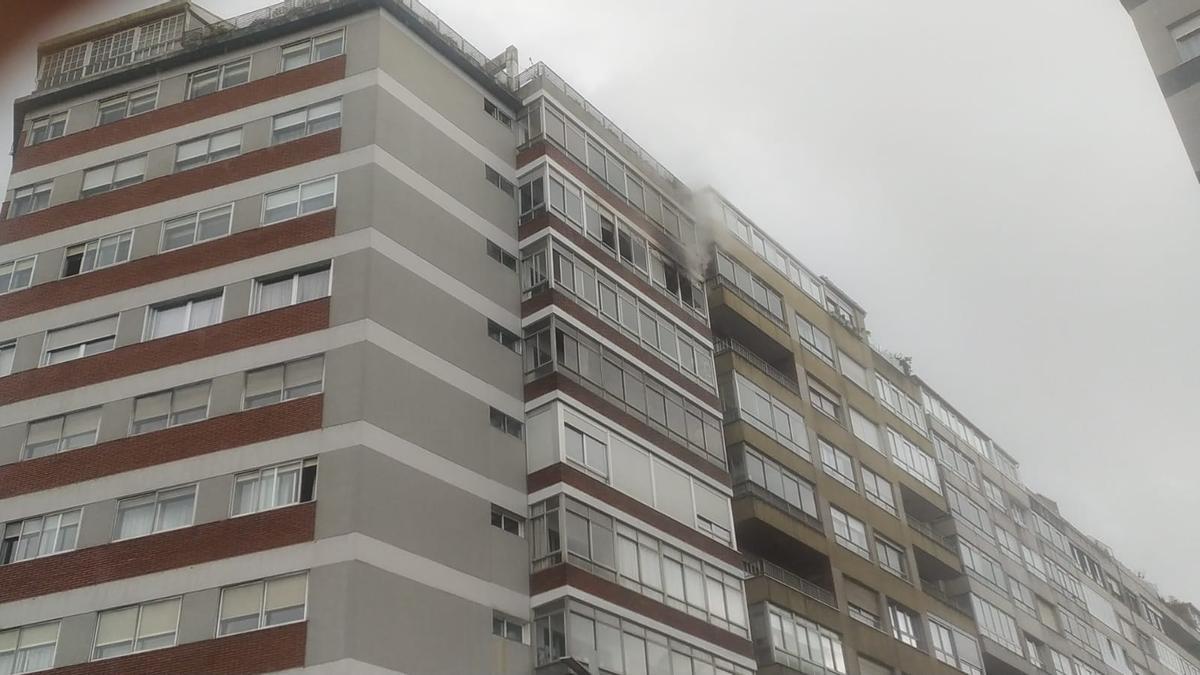 La vivienda, calcinada por completo.