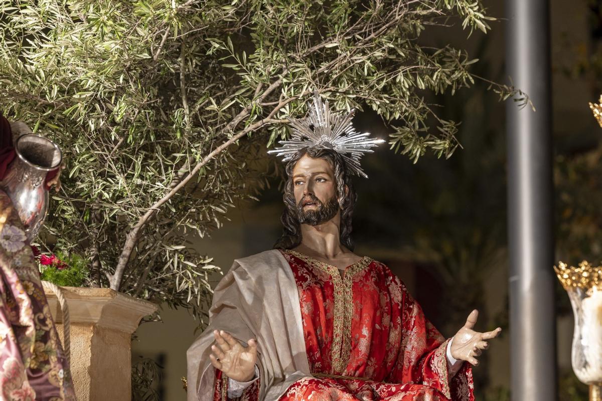 Aquí las mejores imágenes del Lunes Santo en Torrevieja Aquí las mejores imágenes del Lunes Santo en Torrevieja