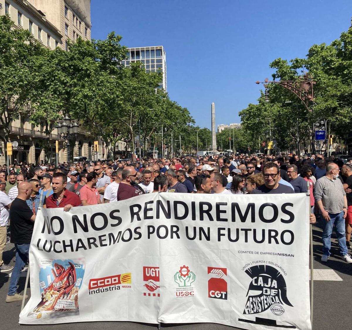 Catalunya salva el tancament de fàbriques però perd ocupació industrial Catalunya salva el tancament de fàbriques però perd ocupació industrial