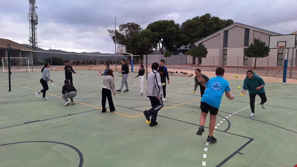 Una de las sesiones de actividad física en el Campus UCAM Cartagena.