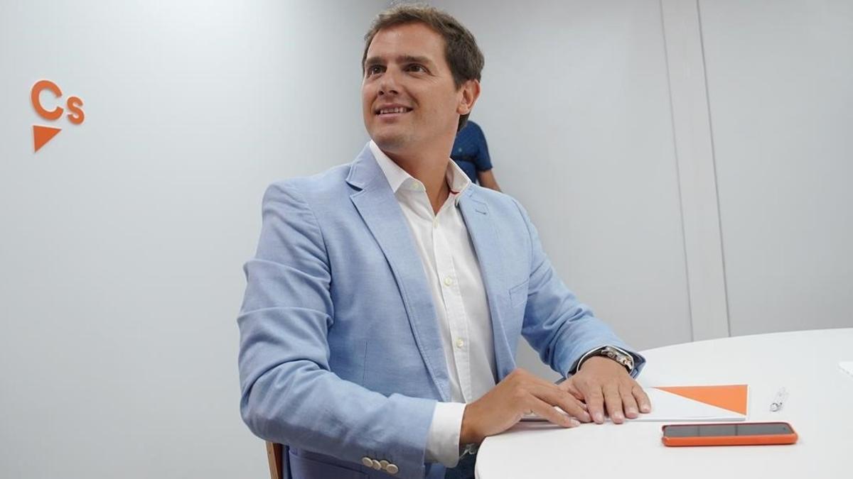 Albert Rivera, durante una reunión de su partido