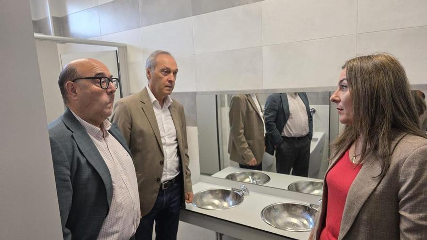 La Xunta invierte 47.000 euros en la reforma de los aseos del CEIP de Corvillón