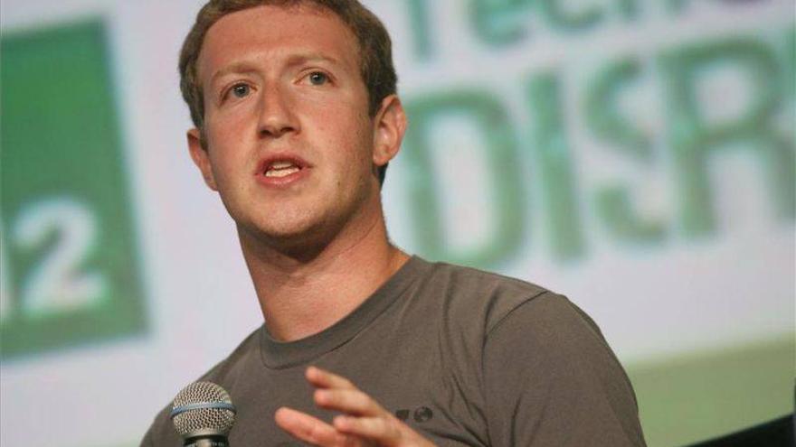 El fundador de Facebook creará un grupo político en defensa de la reforma migratoria
