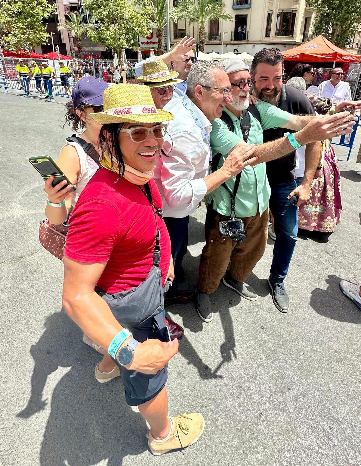 La delegación de periodistas estadounidenses recorrió la provincia para descubrir la riqueza cultural, festiva y turística de la Costa Blanca.