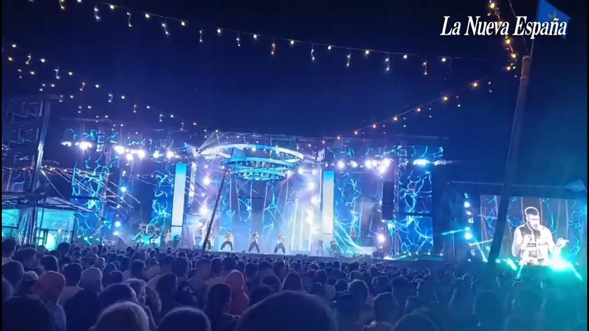 Así se vio a la orquesta Panorama en las fiestas de El Carbayu, en Lugones